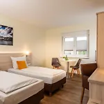 Am Wiesenweg L 24h Check-in Hotel Hausen (Wuerzburg)