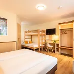 Am Wiesenweg L 24h Check-in Hotel 3*