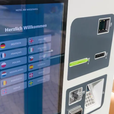 Am Wiesenweg L 24h Check-in Otel Hausen (Wuerzburg)