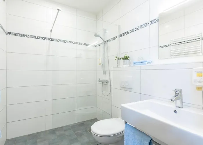 Am Wiesenweg L 24h Check-in 3* Hausen (Wuerzburg)