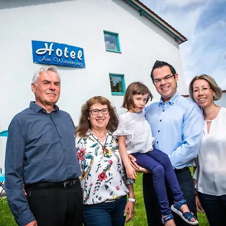Hotel Am Wiesenweg L 24h Check-in Hausen (Wuerzburg)