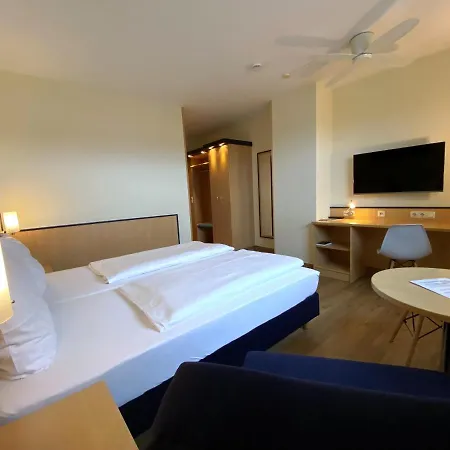 Am Wiesenweg L 24h Check-in Hotel Hausen (Wuerzburg)
