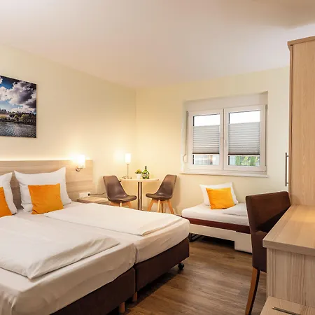 Am Wiesenweg L 24h Check-in Hausen (Wuerzburg)