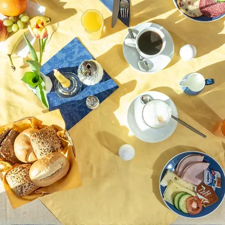 Am Wiesenweg L 24h Check-in 3* Hausen (Wuerzburg)
